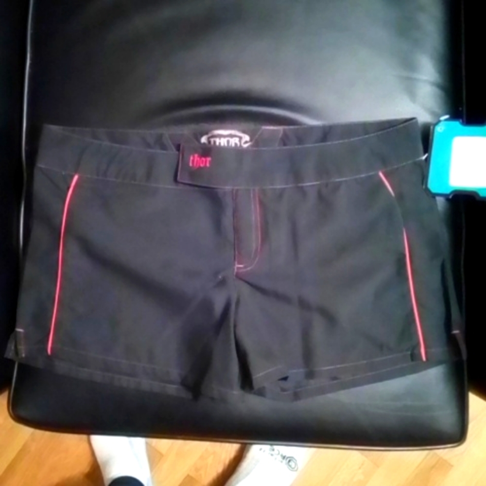 Thor black skull shorts